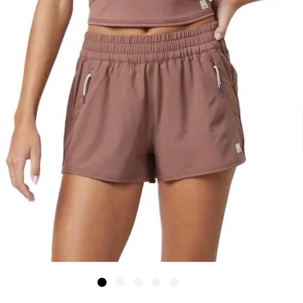 Vuori dash shorts- Small- Terracota